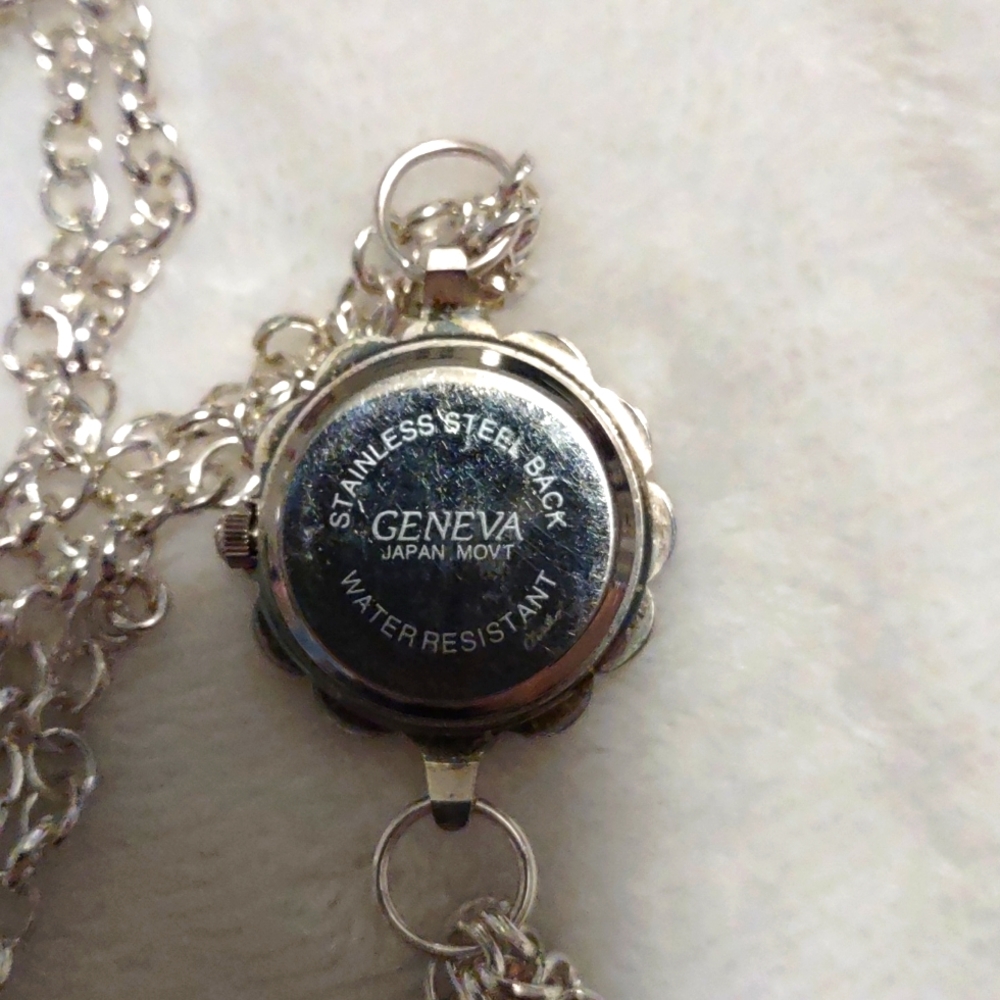 💚Clock Necklace - Picture 6 of 6